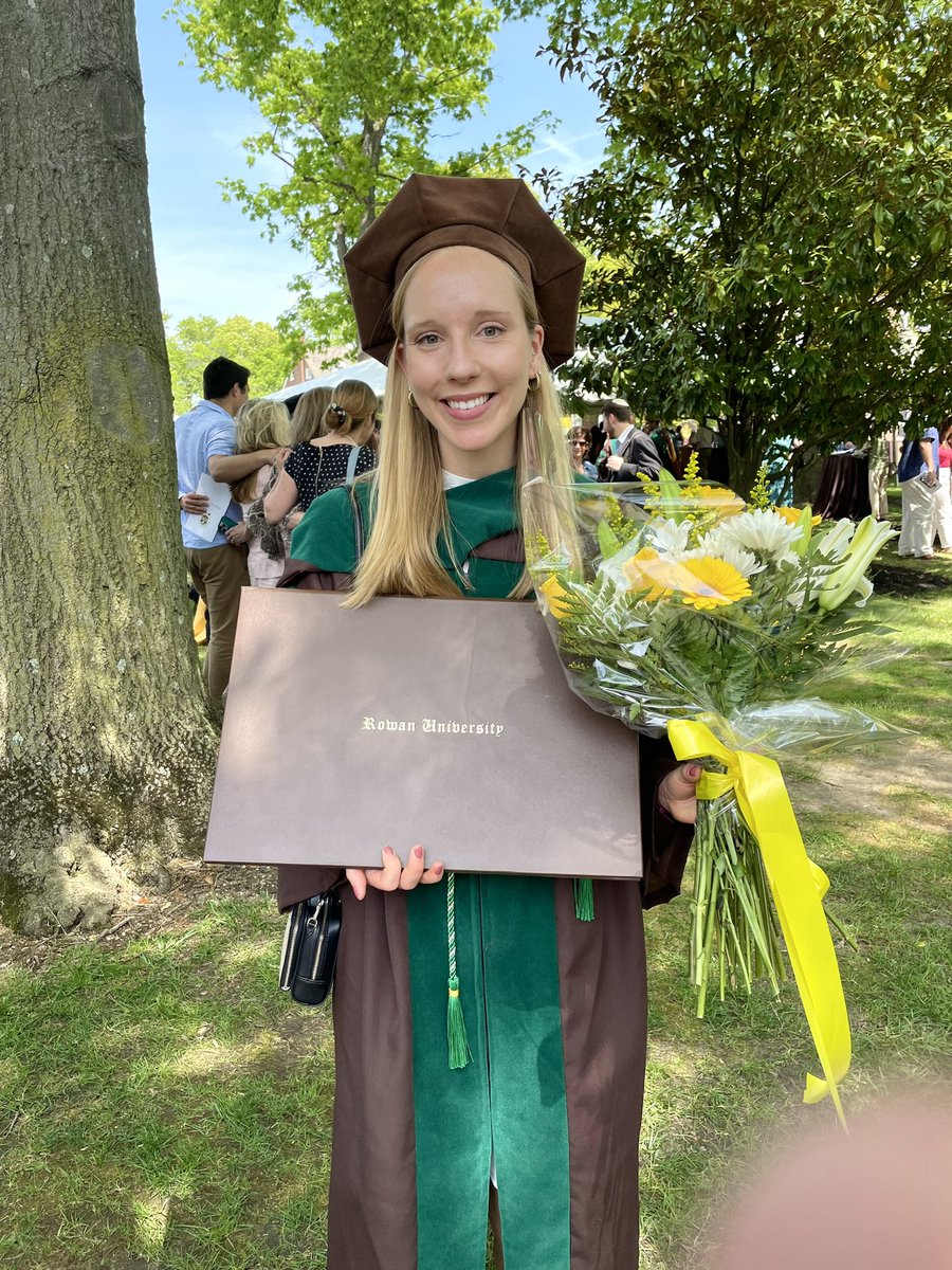EmilyDavidson_3's tweet photo. It's hard to articulate how much gratitude I have for the family, friends, peers, and mentors who have supported me, inspired me, and encouraged me. I could not do this alone (1/4) https://t.co/d9bcnbj02c