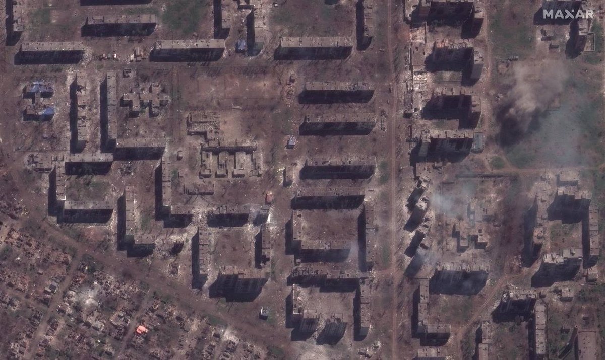 Bakhmut.
Satellite images.
The first - May 2022.
The second - May 2023.
This is not the result of an earthquake, nor of a meteorite hitting the Earth, nor of a volcanic eruption. 
It is much worse… the "russian world" came to Bakhmut.