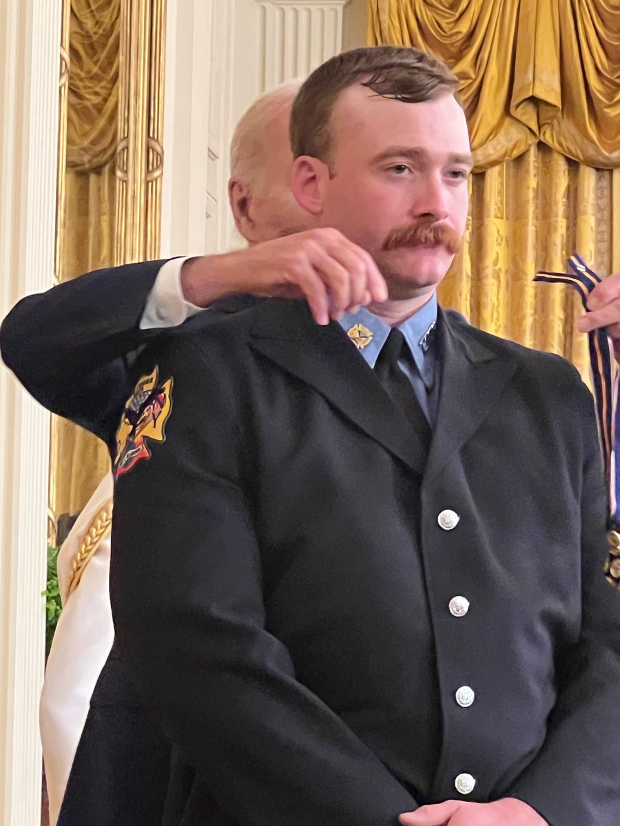 UFANYC's tweet photo. Today UFA member Firefighter Patrick Thornton received the Medal of Valor at the White House for his heroic bravery.

Earlier this year, Firefighter Thornton saved a man trapped under a capsized vessel two miles off the coast of Staten Island. Without hesitation, https://t.co/AXPeHdOtEv