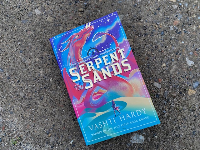 Today's review...'Serpent of the Sands' @vashti_hardy @scholasticuk Another brilliant Brightstorm adventure.
throughthebookshelf.com/reviews/serpen…