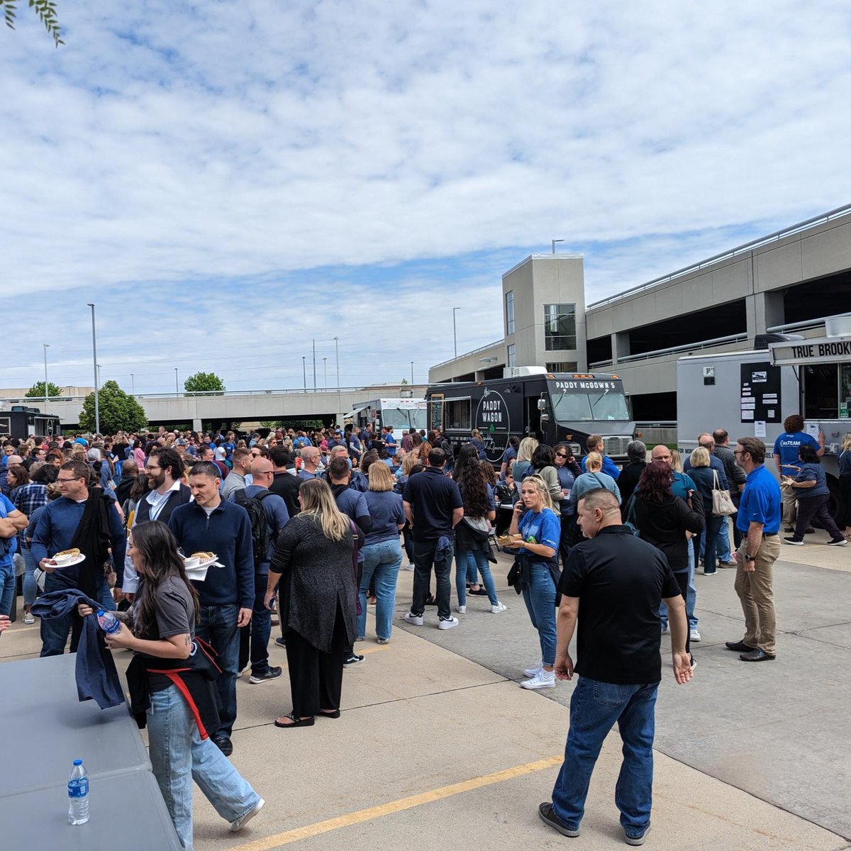 Yesterday, 1,100 BCBSNE employees attended our first all-employee meeting since 2019! Team Blue heard wins, goals and next steps from our leadership team.

After, employees were invited to a Food Track Rally to celebrate!

Thanks, Team Blue!