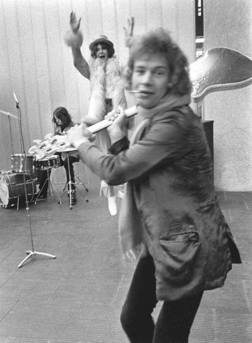 HAPPY BIRTHDAY TO BILL BRUFORD!!! 
