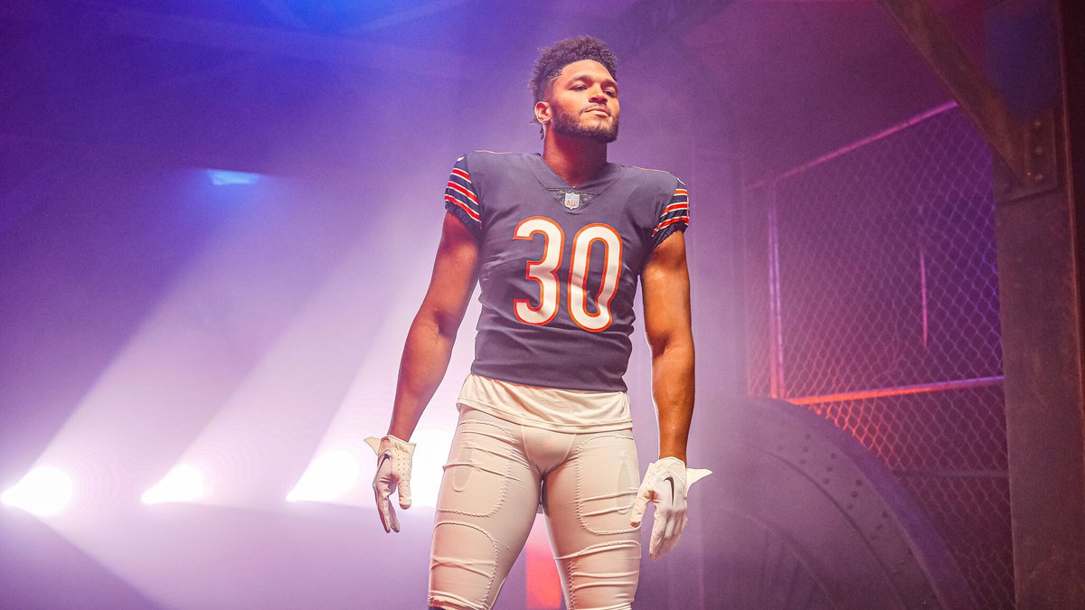 ChicagoBears's tweet photo. ⚡️ RoJo ⚡️ https://t.co/7gbwLRBPjG