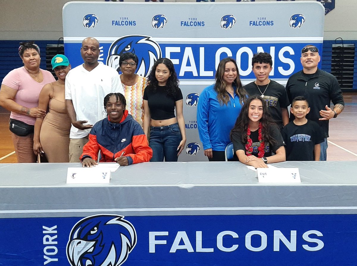 Congratulations to Brian Burks and Jocelyn Garibay on their commitment today.
"BJ" will head to Shenandoah Univ. For 🏈 and Jocelyn is going to The College of So. Nevada for 🏐.
<a href="/YorkFalcons/">York Falcon Sports</a> <a href="/yhs/">yhs</a>