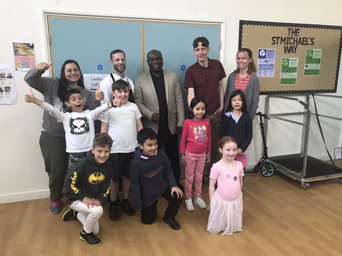 StBournemouth's tweet image. These guys enjoyed another great meal from chef Sean from the Westcliff Hotel. #Midweekmeals are what Wednesdays were made for…