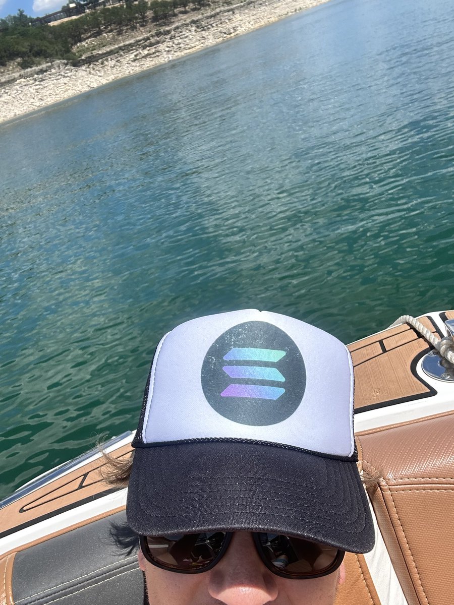 Couldn’t make it to #Miami  for the conference so we took the boat out #lakeaustin sporting my new #Solana hat.