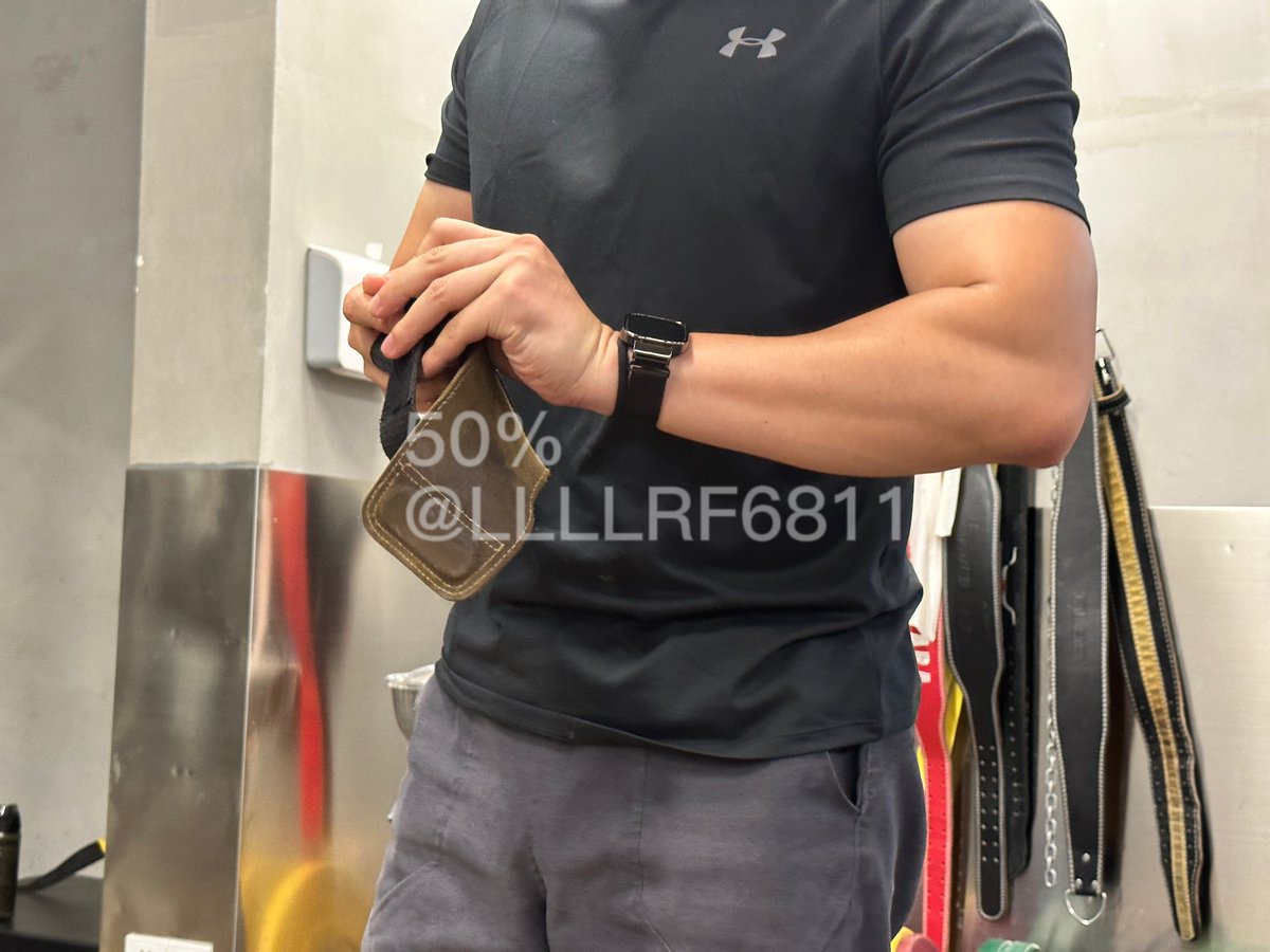 LLLLRF6811's tweet image. 我感觉我掉肌肉了😭