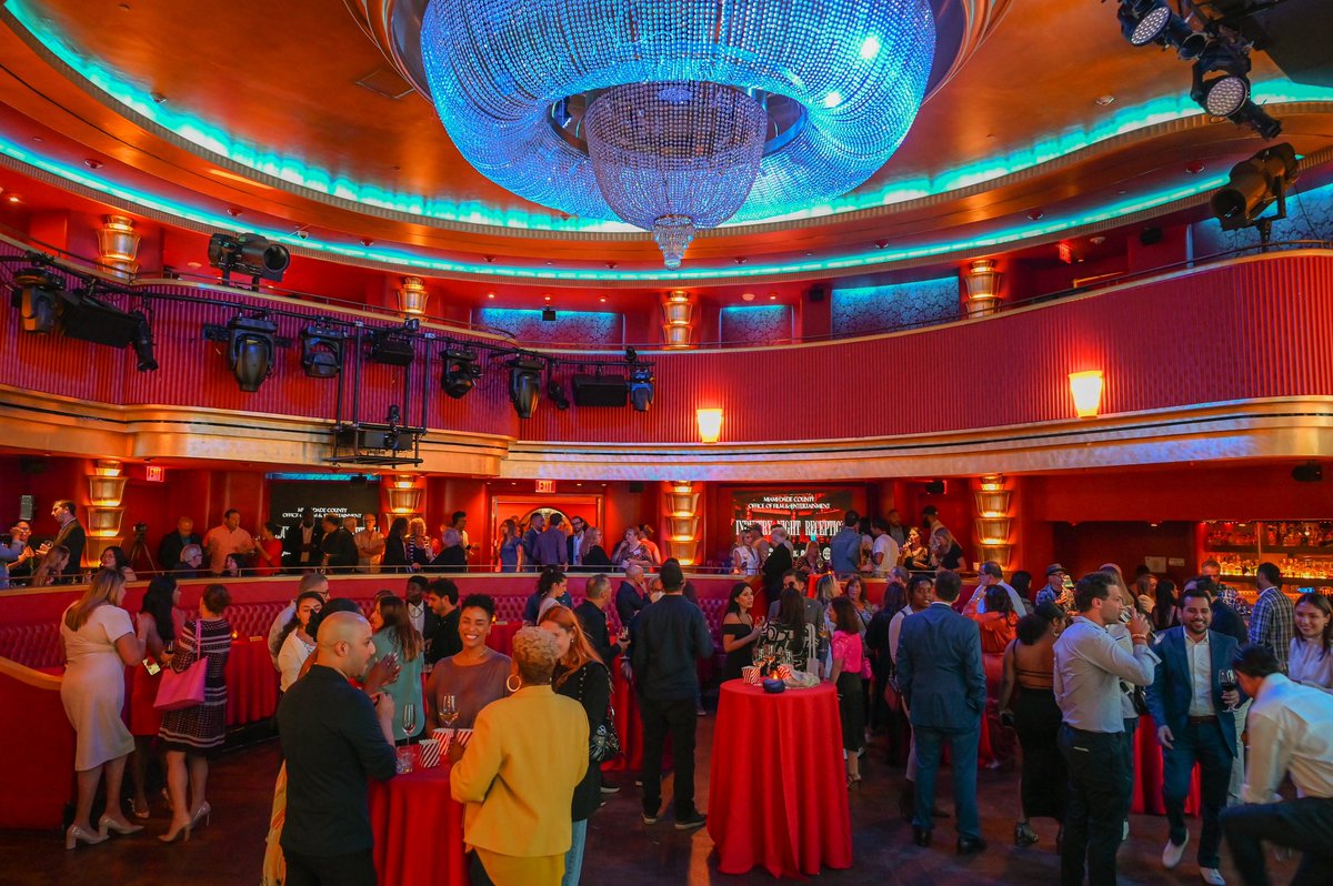 Great night celebrating the vibrant culture of our city for a film and entertainment industry night hosted by @FilMiami1. Proud to support our film community and the people who bring the magic alive in Miami!