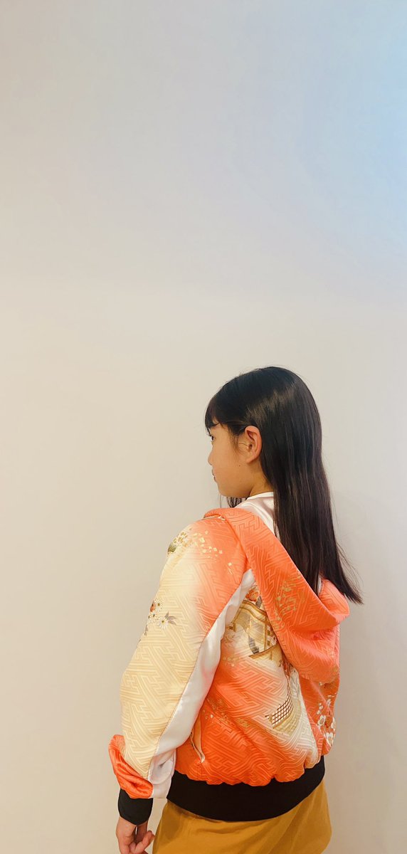 おっはよぉ〰️🌻💎
🤭💖
お休みなのですよ  
お  ・  や  ・  す  ・  み

.
MOKA's collection  スカジャン
ジャジャーン 笑

#MOKAscollection専属モデル #スカジャン #リメイク #handmade #MOKAsの世界観