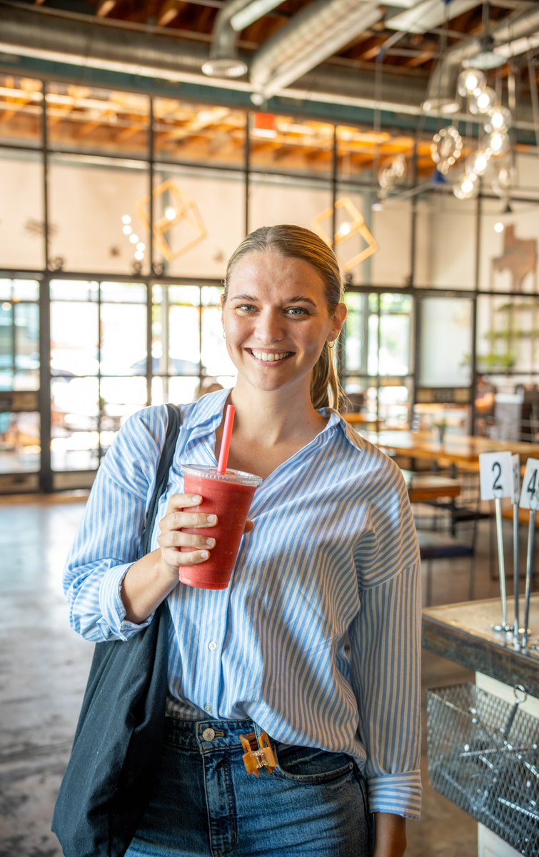 Stay healthy, stay happy. 😉

Our smoothies are delicious and made only with fresh ingredients. 👍🏽

Try one on your next visit. 🥰

#toastedcoffeekitchen #dfw #dallas #plano #smoothies #healthy #eatdfw #dfwfood #dfwfoodie #dfwsmallbusiness