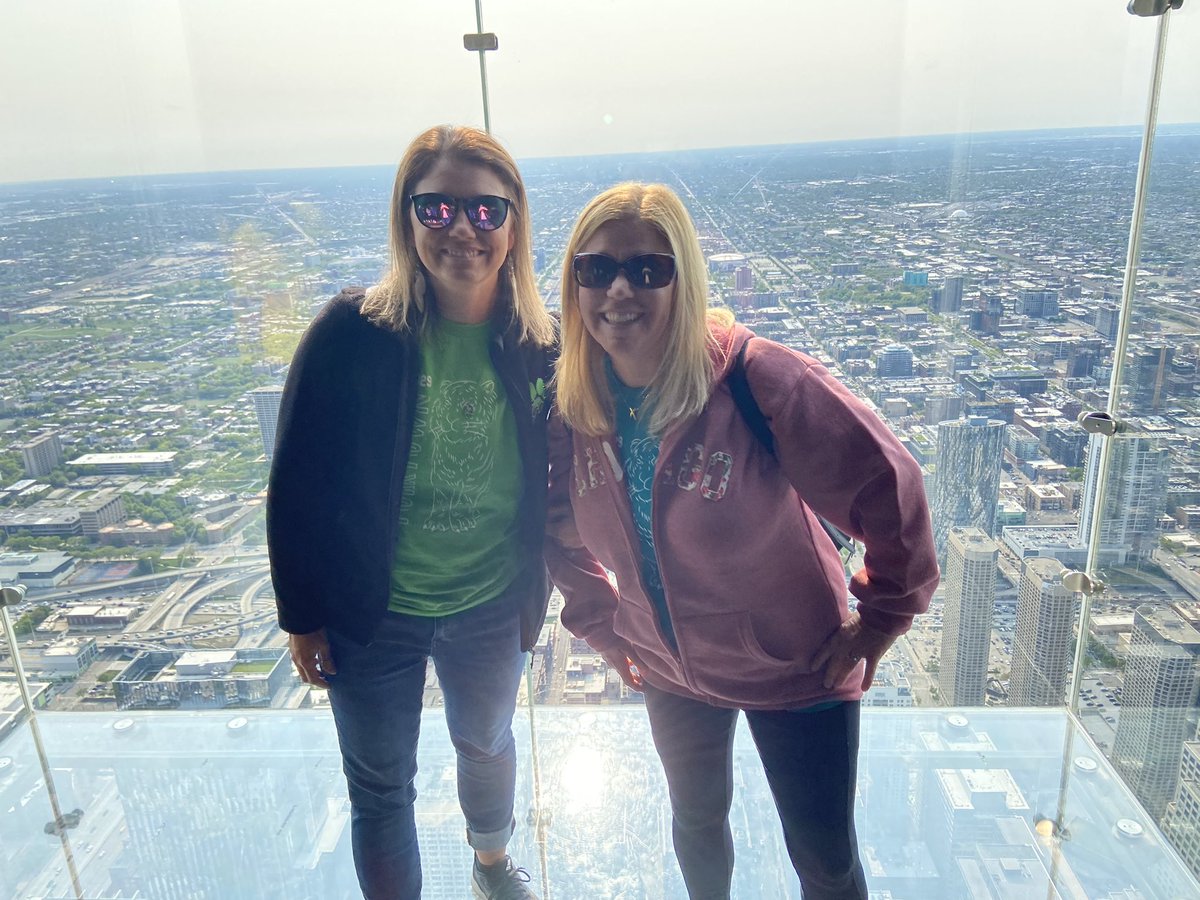 Rebecca Swander tweet media