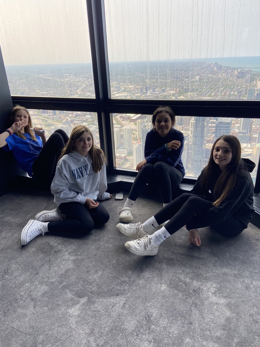 Rebecca Swander tweet media