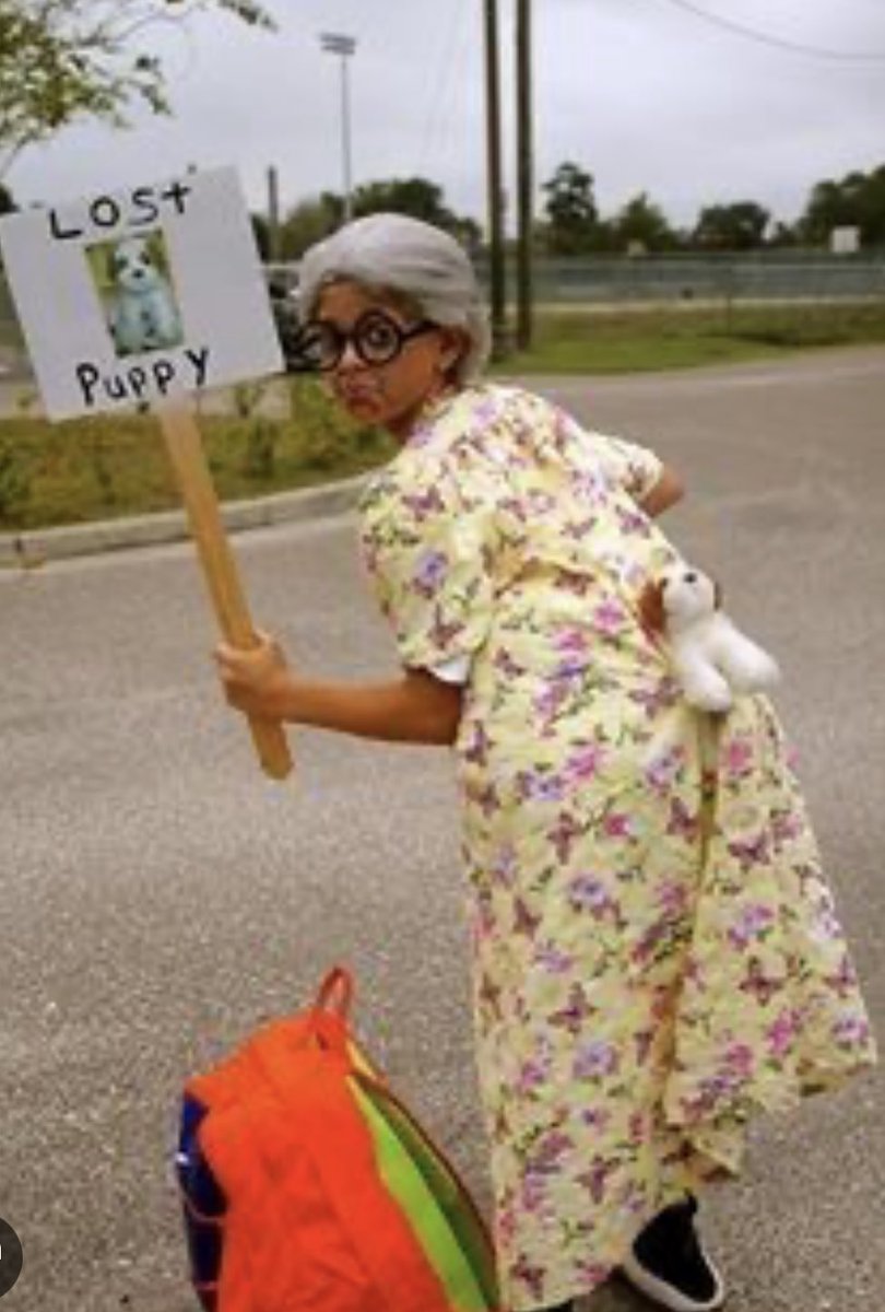 hmsrocks2021's tweet photo. Dress like an oldie spirit day tomorrow! Let’s pay tribute to all our favorite elders! https://t.co/V4bV2IVgDt