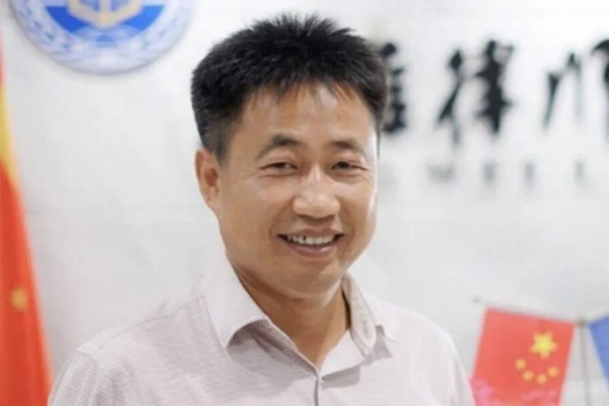 RightsLawyersCN's tweet photo. Breaking： 2023年5月17日，律师终于在10个月后会见到人权律师 #谢阳， 据本人讲他开始被秘密羁押，不能联系律师，且被侦查人员王维佳多次殴打。侦查人员与看守所勾连，管教梁杰用各种方式折磨他，包括不能买东西、伙食差，甚至不允许别人给他食物。

谢阳感谢朋友们的关注，并希望其他律师尽快���入。 https://t.co/8WvbhkTbph