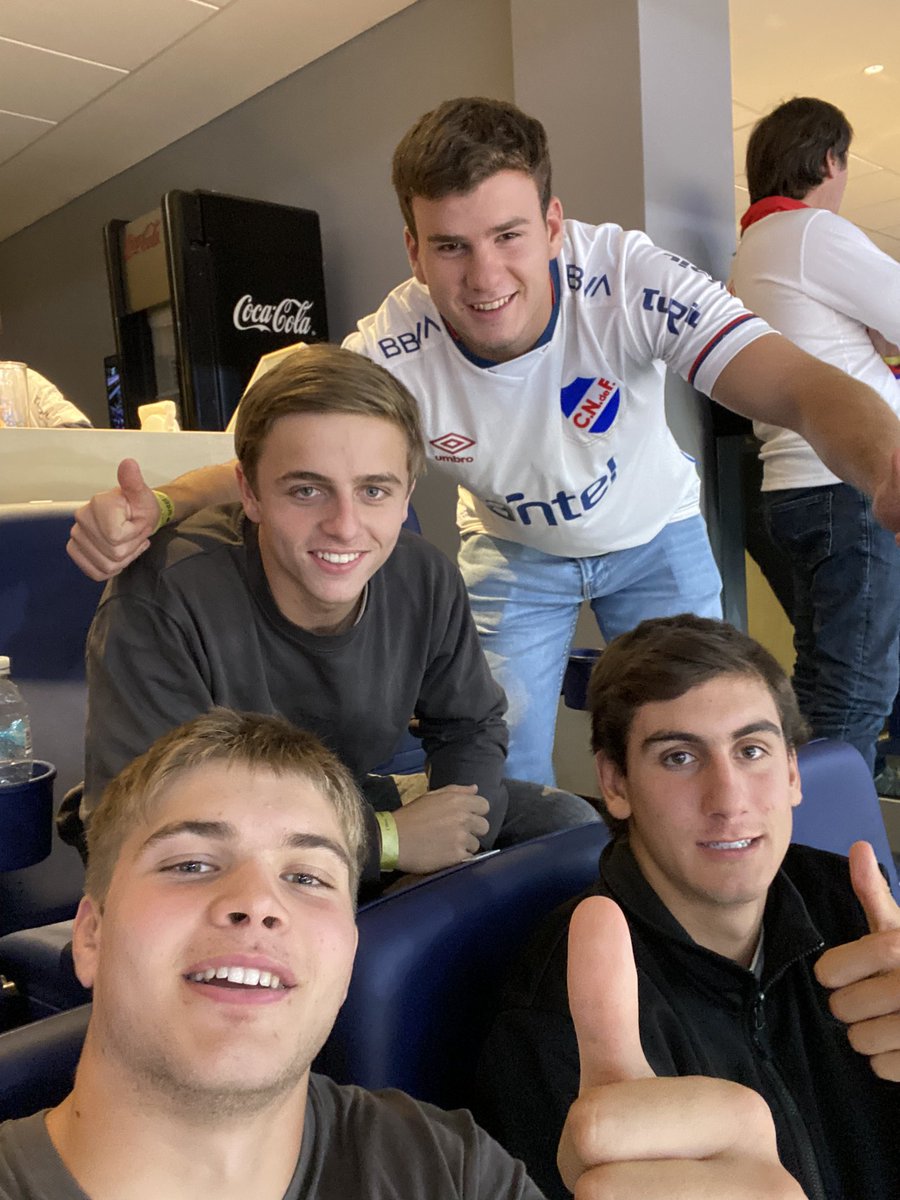 francohyper's tweet image. #FinalesEnAntelArena mismo escudo misma pasion!!!