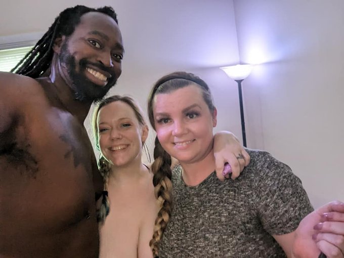 Shoot selfies with Sophie Flame and Heather Safley! Fun times! https://t.co/yFxW72YJcX https://t.co/<a href="/tag/nude"class="tags"><span>#nude</span></a><a href="/tag/dreads"class="tags"><span>#dreads</span></a><a href="/tag/bbc"class="tags"><span>#bbc</span></a><a href="/tag/prettyfeet"class="tags"><span>#prettyfeet</span></a><a href="/tag/losingweight"class="tags"><span>#losingweight</span></a><a href="/tag/bigblack"class="tags"><span>#bigblack</span></a>