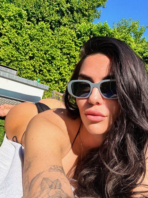 Waiting for you https://t.co/fiDJbVd2H2