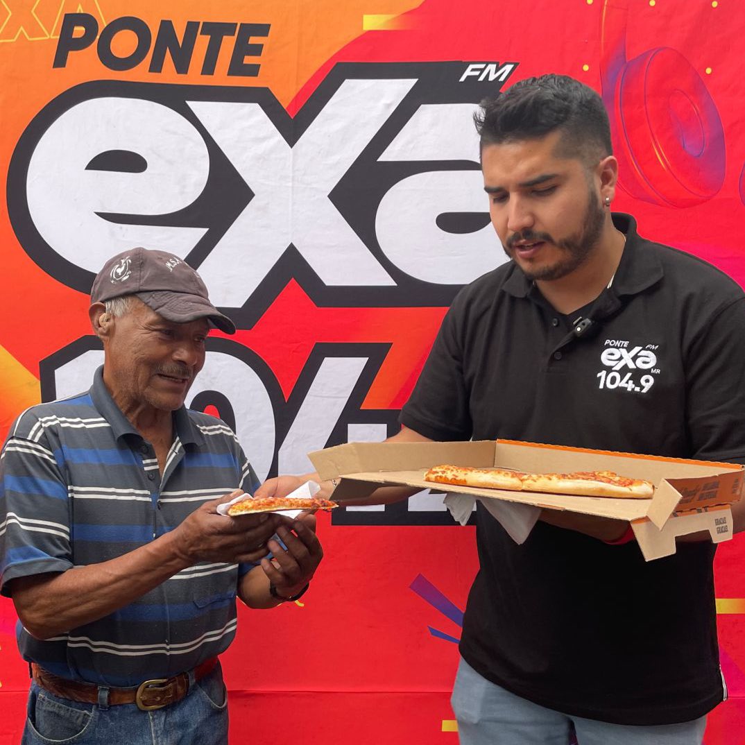 ExaFM's tweet image. ¡Así iniciamos nuestra semana de la #PEXA 🍕🍕🧡! En #ExaFM 🥳🧡🍕 Localiza nuestros puntos en el examóvil 🚘🧡 Y si consigues la rebanada ganadora podrás llevarte boletos 🎟️🎟️