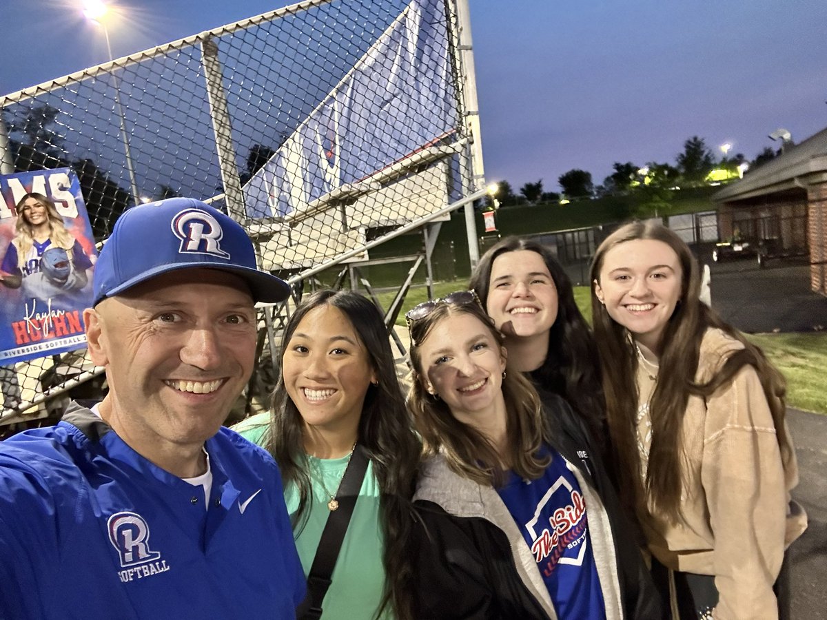 RiversideRamsSB's tweet photo. Rams get the win w/alumnae at “The Wall!” ❤️ Sparking defense, DP x2, 💣s from @Kaylanhoehnn &amp; @kaylieavvisato &amp; 6 gritty IP from @kadans2025 with @mSkinner06 giving everything behind the plate‼️ 🐏s advance to District Final Friday at Woodgrove! https://t.co/fTQGTkoOtV
