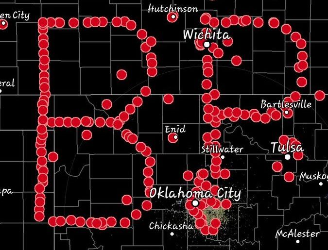 JFrankensteiner's tweet photo. Thinking about when Bill Paxton died and hundreds of Storm Chasers synchronized to put his initials on a tornado spotter map using their GPS coordinates https://t.co/1Gap2f3LA2