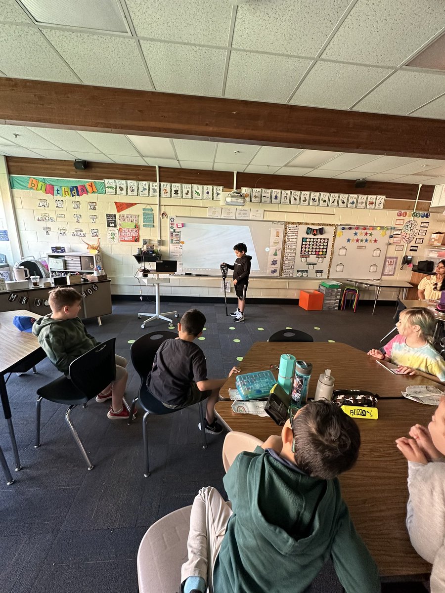 MrsKellyTwarog's tweet image. S is for Show &amp;amp; Tell day! #ABCcelebration #TeamCampi