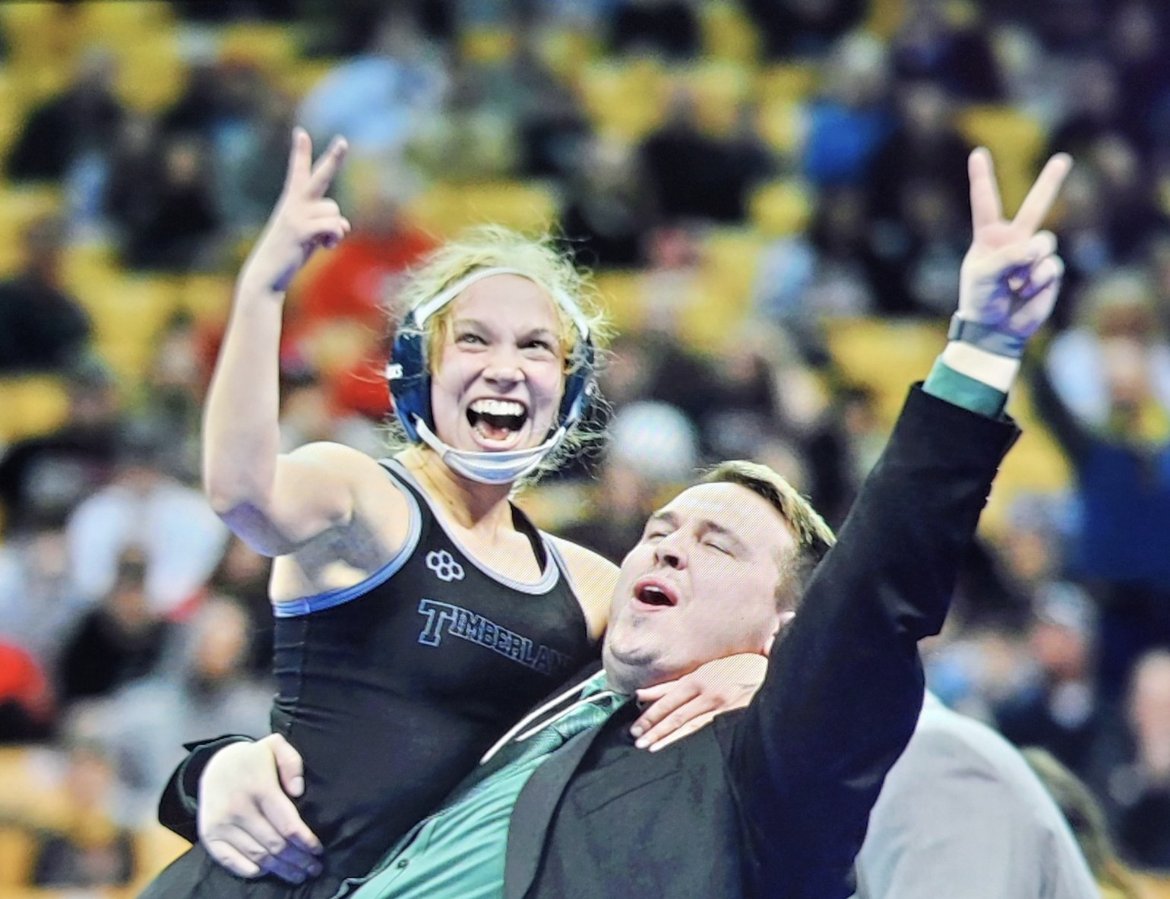 WSDinfo's tweet photo. The WSD had a momentous season of girls wrestling, with many schools seeing records broken, medals captured, and lasting marks made on their school's history books. #WeAreWentzville #WSDSports
Read the full recap of girls wrestling: https://t.co/C5z1Qz9so3 https://t.co/SDHCNXOis7