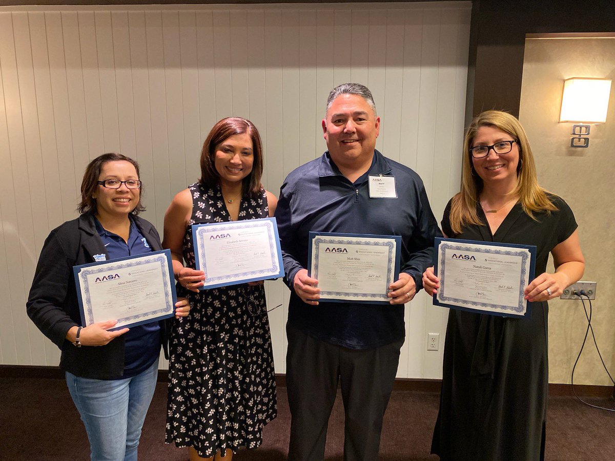 MThompsonVUSD's tweet photo. Proud of our VUSD Area Leadership Team. They just completed the AASA Principal Supervision Academy. Well done team!!  Looking forward  to the work ahead to better serve our students and community. #AASAPSA 
#AASAHQ#courgeousleadership https://t.co/bnfs8lU5Lm