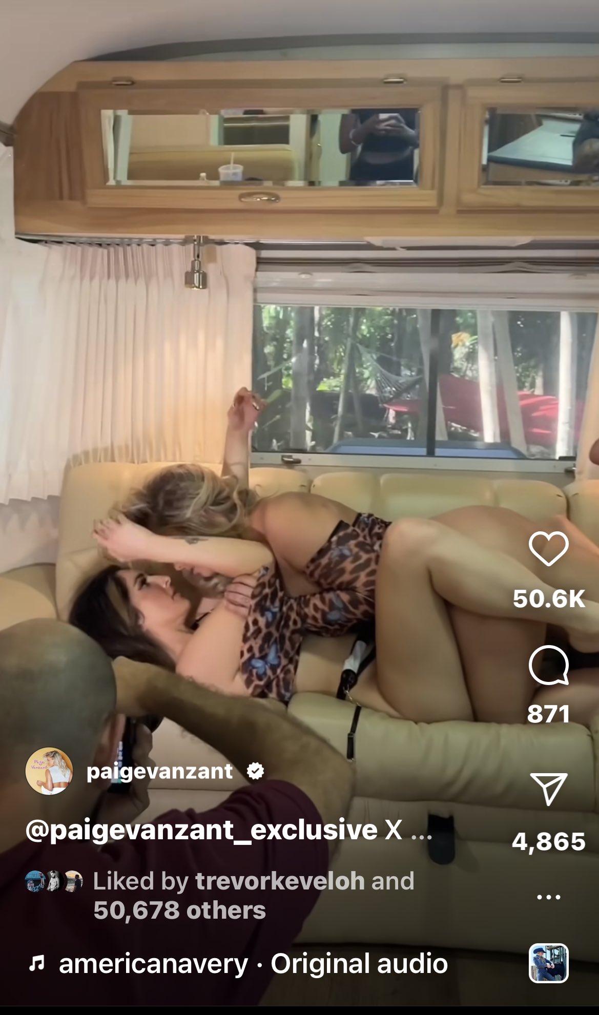 MMA Roasted on X: PVZ is either doing a lesbian porno or her Jiu Jitsu  really hasnt developed at all. t.coFdrzXZsuYW  X