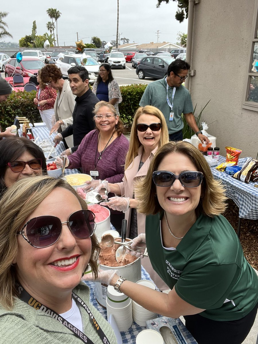 AlyssaNBonilla's tweet photo. Ice cream and smiles all around @OsideUSD District wide event 2022-23 school year. @OsideUSD @OsideSup @MercedesLovie @Alvarez4O @GravlinVicki #destinationoside #forthefirsttimeinforever https://t.co/4cBWJabQkZ