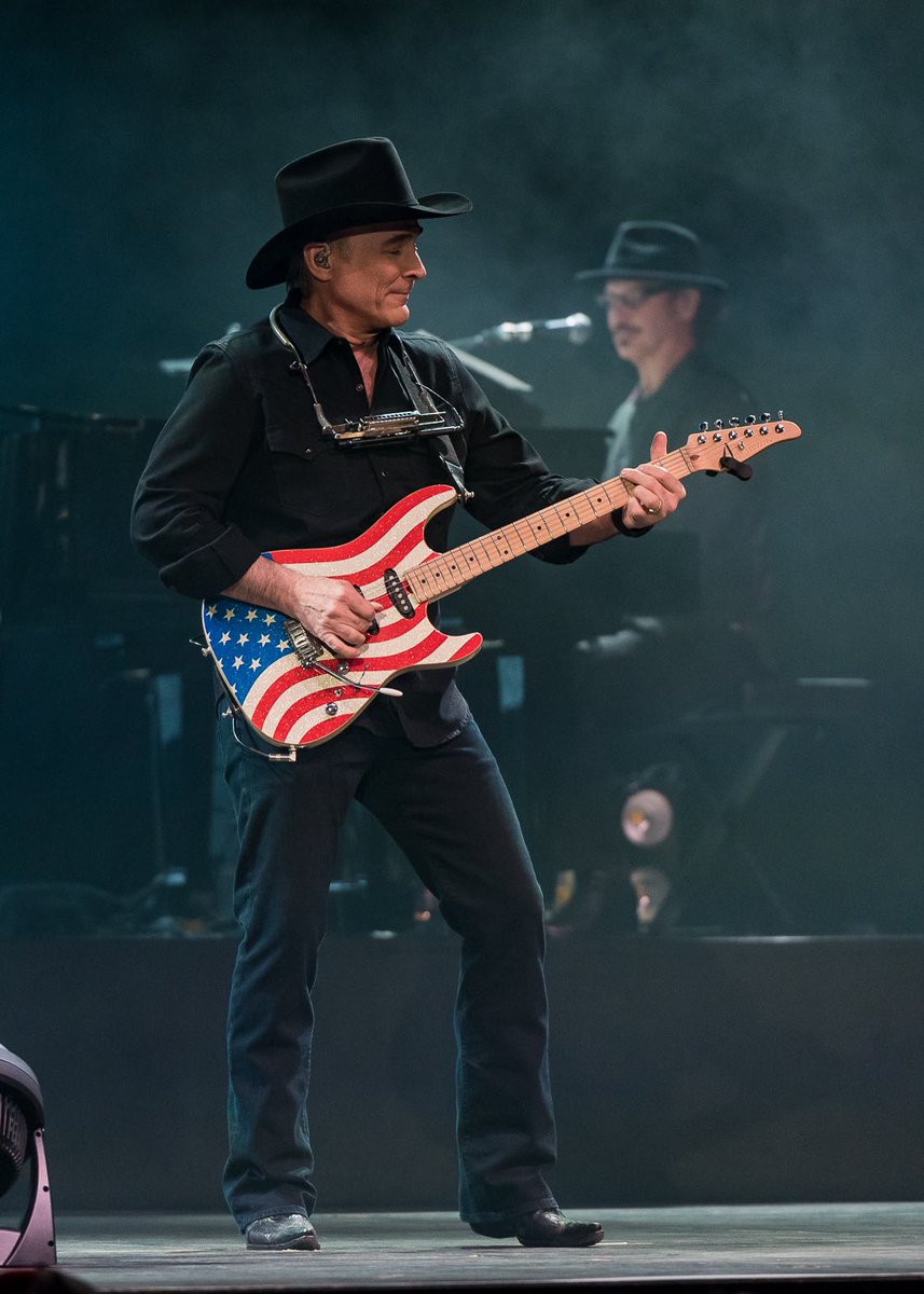 Clint Black tweet media