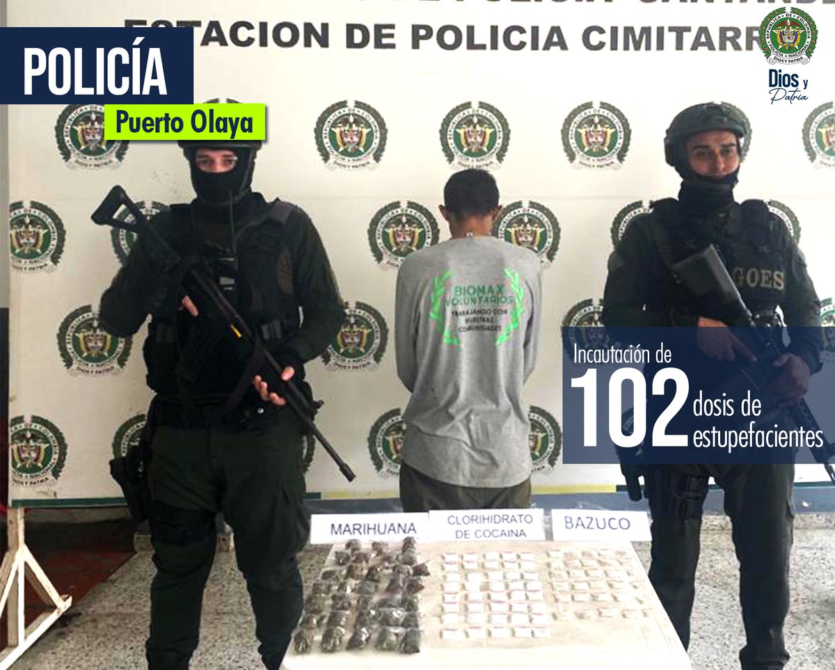 En📍Puerto Olaya unidades de la🚔👮Fuerza Disponible del Departamento de Policía Santander, logran capturar a una persona por el delito de tráfico, fabricación o porte de estupefacientes y la incautación de 102 dosis de sustancias alucinógenas.
#DiosYPatria