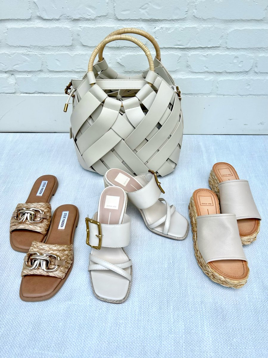 All_Inspired_A's tweet photo. Shoe/Bag pairing dreams!😍 Coordination is key! https://t.co/EbG3gAmfdC