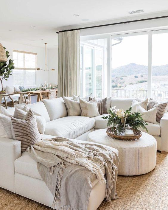 Summer Home 2023 Trends:

- Relaxed coastal style
- Stripes
- Bold colors
- White walls
- Ottomans
- Natural materials
- Warm wood elements

#home #summerhome #summerhometrends #hometrends #homedecor #homedesign #homedecoration #summer #summertime #summerdecor