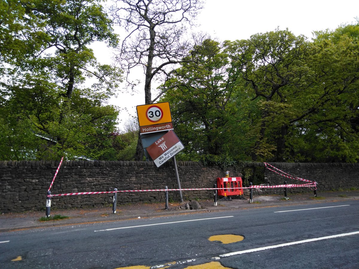 PaulSimber's tweet image. Irony?