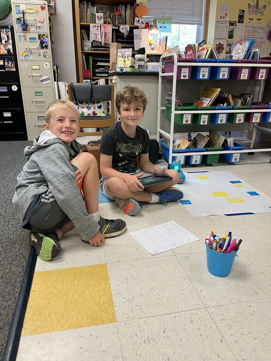 J_will201's tweet photo. We Do Robotics elective students are busy designing paths for Dash robots. Their projects are going to be awesome! 🤓🤖🦄@underwoodgtm https://t.co/1KxvO3VJhF