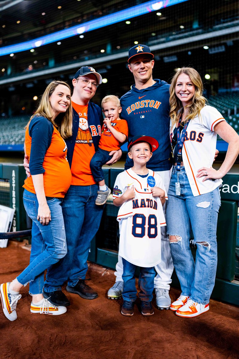 AstrosCares's tweet photo. Pitcher Phil Maton and his wife Katelynn have started a new community initiative, Maton's Mondays! 

Every month the Matons will host children battling illness at the ballpark for shopping sprees at the Astros Team Store. https://t.co/mLAUDGht1p