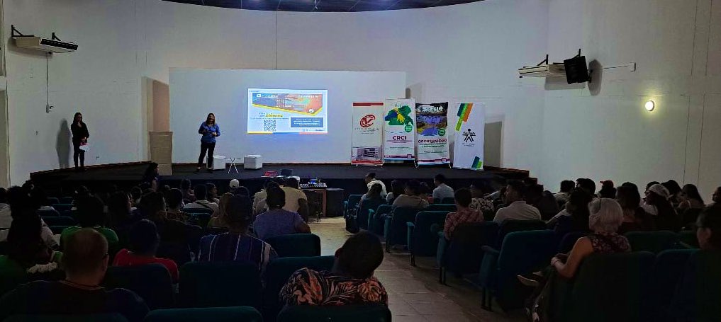 morelili1's tweet photo. Desde #Inírida un municipio con menos de 200mil habitantes, realizamos hoy mie 17 May #FuturExpo #Guainía un espacio organizado por @PROCOLOMBIACO para que comunidades y empresarios conocieran las oportunidades que el mundo ofrece para sus productos. @CCVillavicencio,@GobGuainia https://t.co/qlJ5TNfZBu