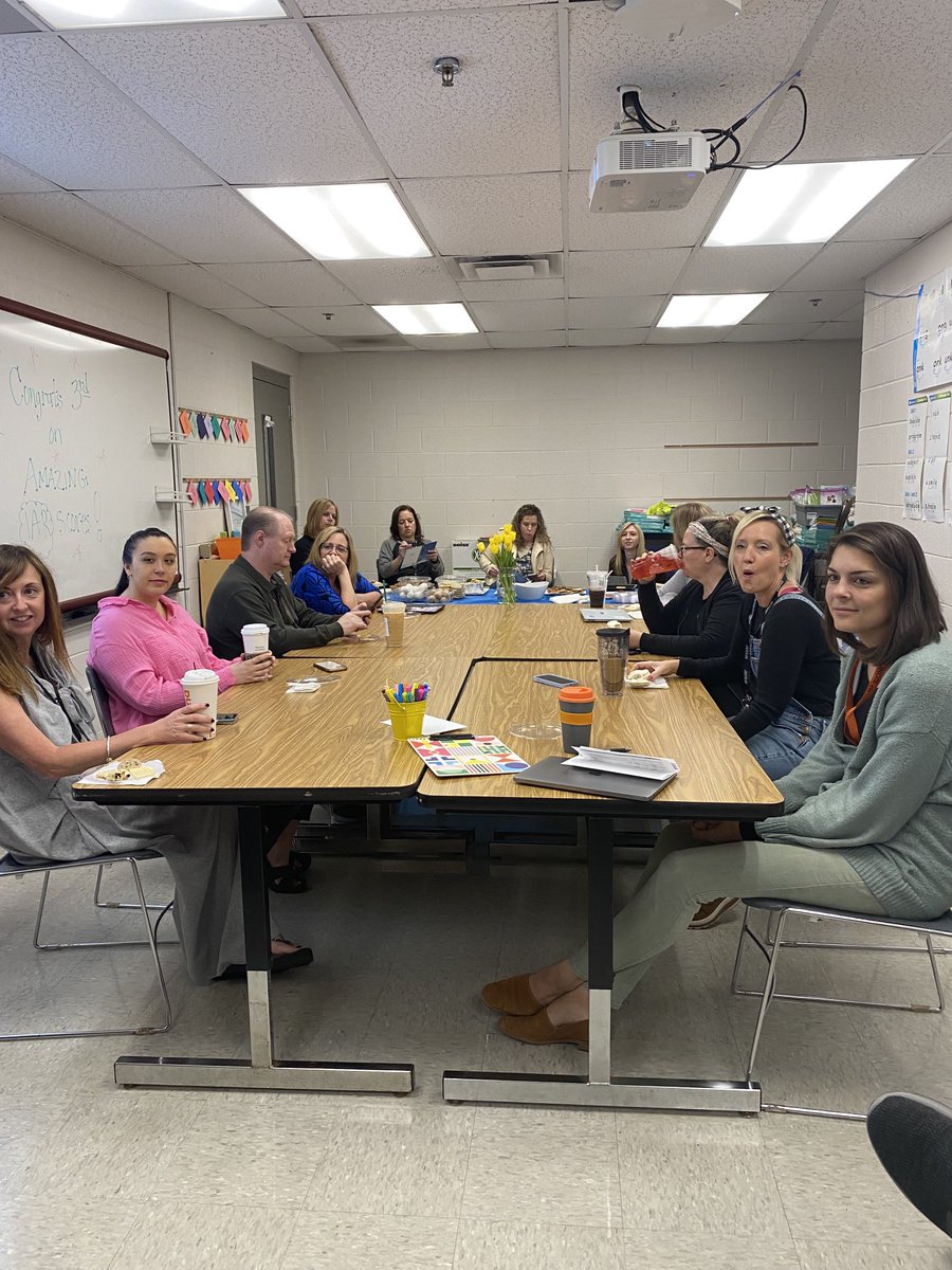 Laura Hodge tweet media