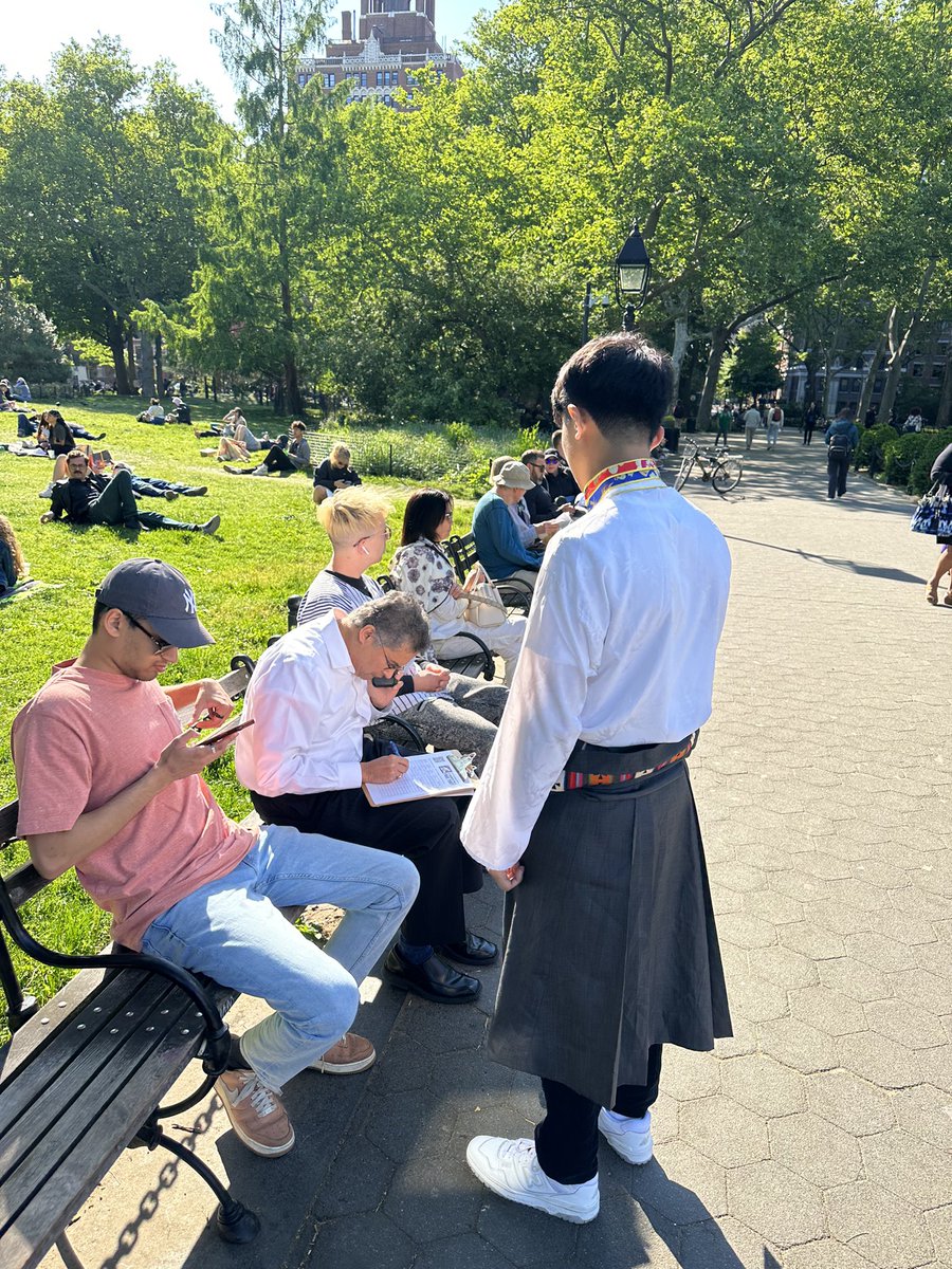 SFTHQ's tweet image. Sign the petition today! Add your voice to #FreeThePanchenLama ‼️
freepanchenlama.org