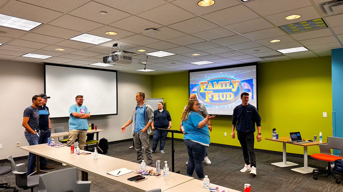 Second round of #ProMOHtivate training today withmy #ATT fam! Representing #OHPA market as AT&amp;Ts future leadership. Big thanks to everyone involved and even to @oliveiramikeO  for showing up to get a great group photo for us!
#TeamMOHtivate 
#unstOHPAble 
#AllGAsNoBrakes