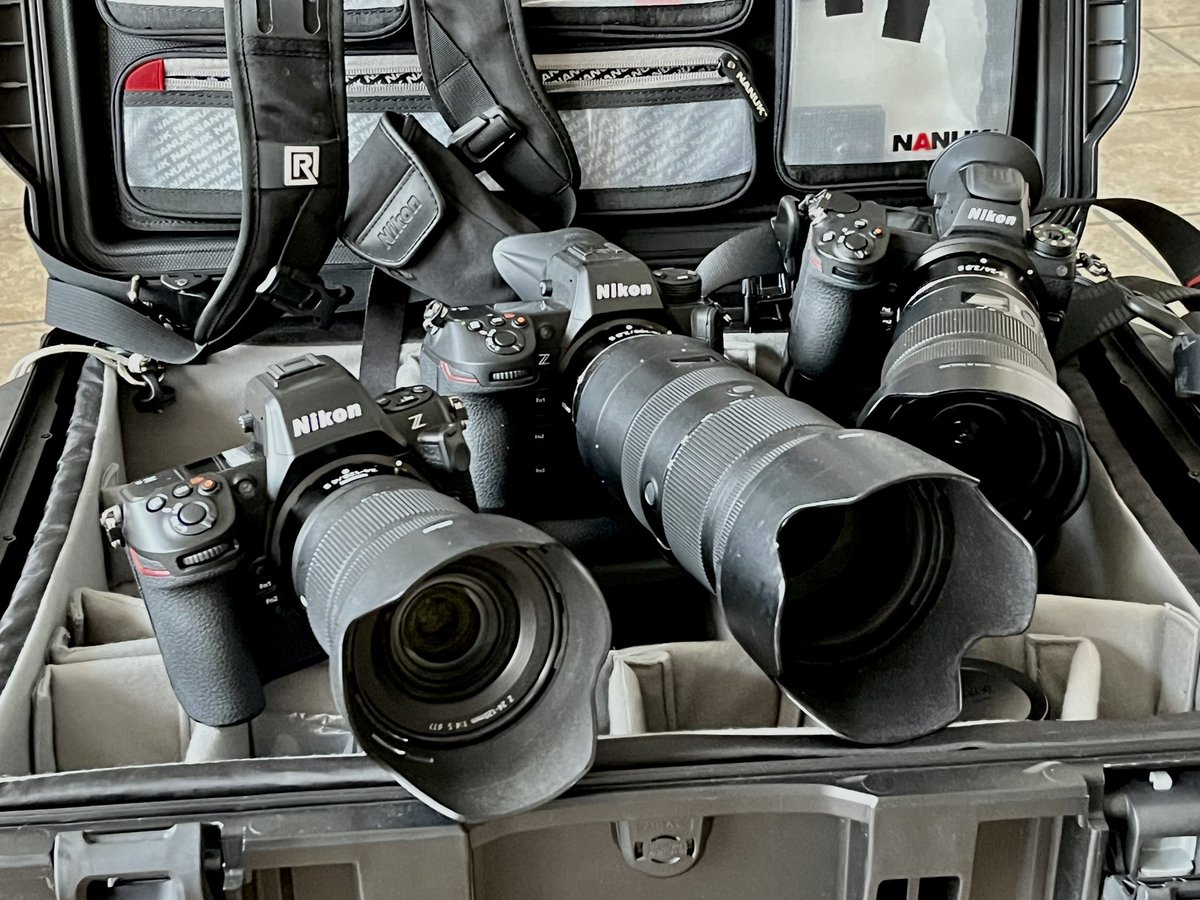 craigminielly's tweet image. My new #NikonZ8 arrived today, and now the fun begins!

With big hands, my first question has been answered, in that with the Z8 I don’t feel the need for the add-on grip, to feel I have a comfortable grip on the camera. That’s huge 😎
#NikonAmbassador #cameratips #craigonset