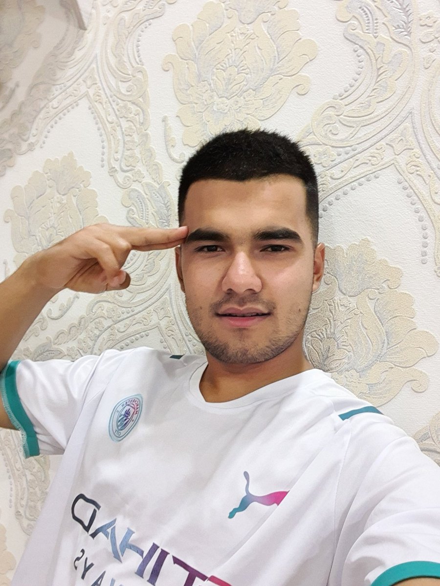 Ulugbek_Abdulla's tweet photo. Ertalabdan beri Cityni muxlisi edim masalan :)
#HelloMadrid https://t.co/xDt6NQvyfg