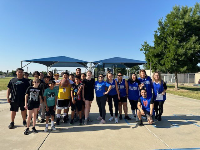 RayaneS40494817's tweet photo. STAFF vs STUDENTS  Basketball rally! Our rally was led by the student lighthouse team and focused on Mental Health, Respect, and School Culture! #BuildingLeaders #LeaderinMe #BuildingConnections #BES https://t.co/PzG9Qc4RMX