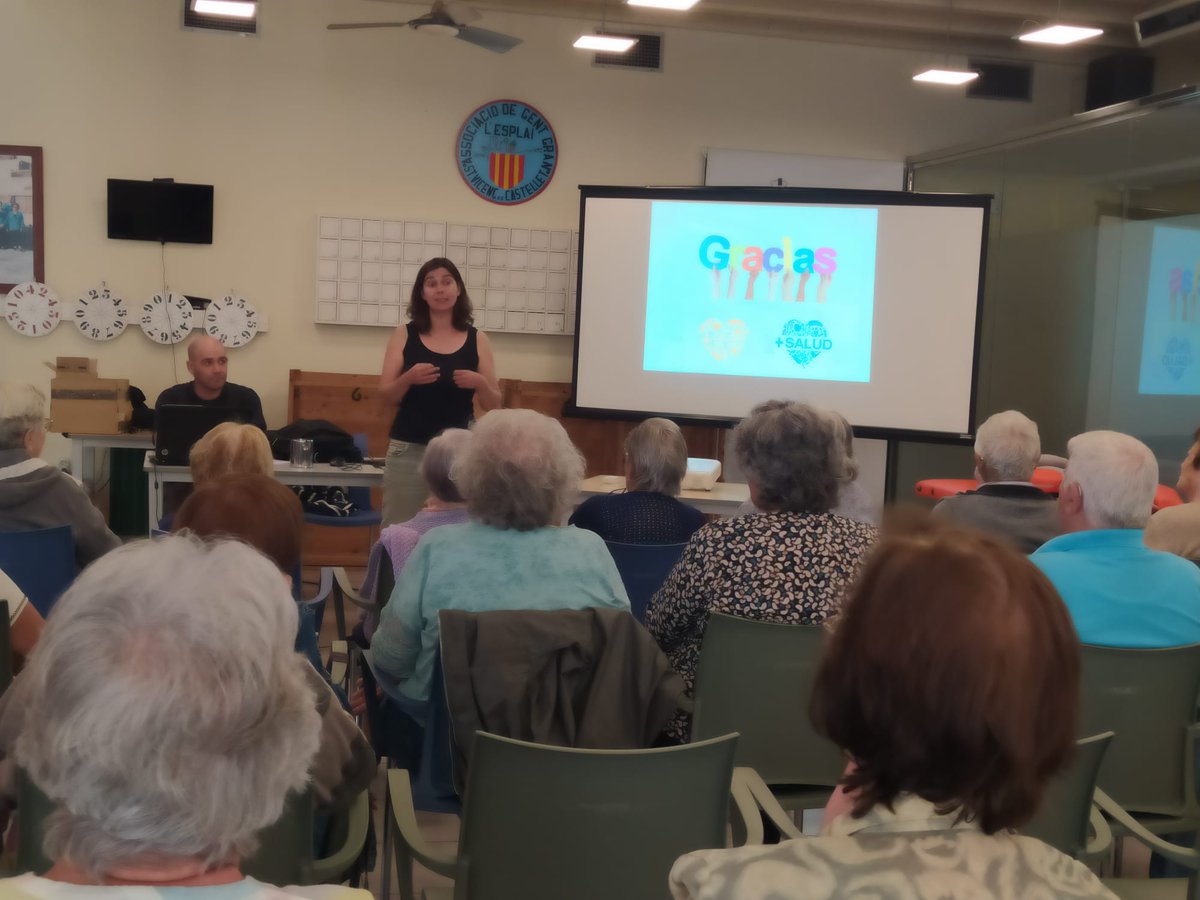 Eva Torra Escarrer (@evatorrae) on Twitter photo Un dimecres més a l #EscoladeSalut de <a href="/SVCastellet/">SVCastellet</a>, una xerrada interessantíssima: "Mel per la vida" a càrrec de Carol Obiol <a href="/Cadia12345/">Cadia</a> <a href="/icscat/">ICS. Generalitat</a> <a href="/icscatcentral/">ICS Catalunya Central</a> Un dimecres més a l #EscoladeSalut de <a href="/SVCastellet/">SVCastellet</a>, una xerrada interessantíssima: "Mel per la vida" a càrrec de Carol Obiol <a href="/Cadia12345/">Cadia</a> <a href="/icscat/">ICS. Generalitat</a> <a href="/icscatcentral/">ICS Catalunya Central</a>
