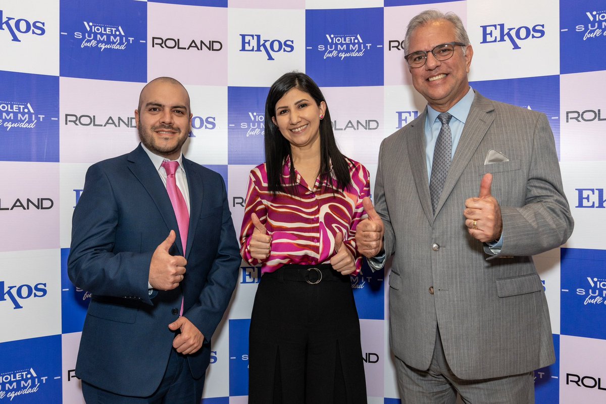 AngeloCaputiO's tweet photo. Días atrás participamos en el #VioletaSummit, el evento más importante de equidad de género de 🇪🇨, donde recibimos el reconocimiento Violeta a las Buenas Prácticas de Género 2023 de @RevistaEkos. Es un compromiso de @BancoGuayaquil construir una cultura empresarial más inclusiva. https://t.co/xJcPCtNHIA