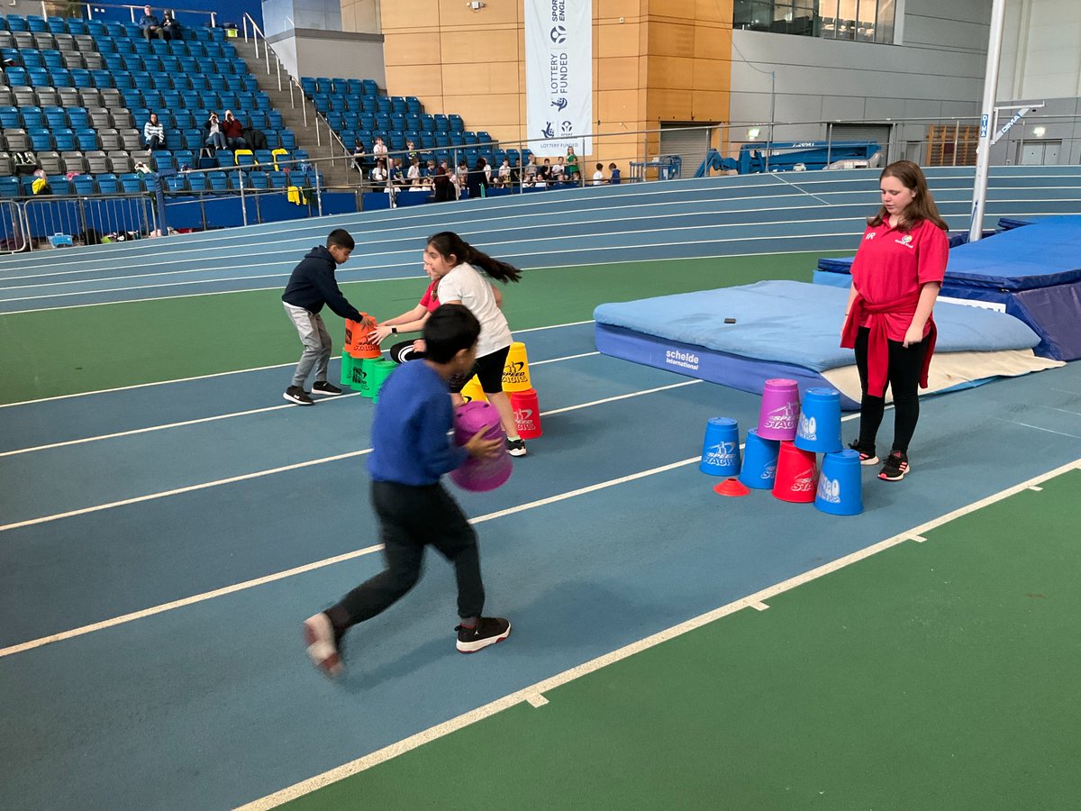 Hunter's Bar Junior tweet media