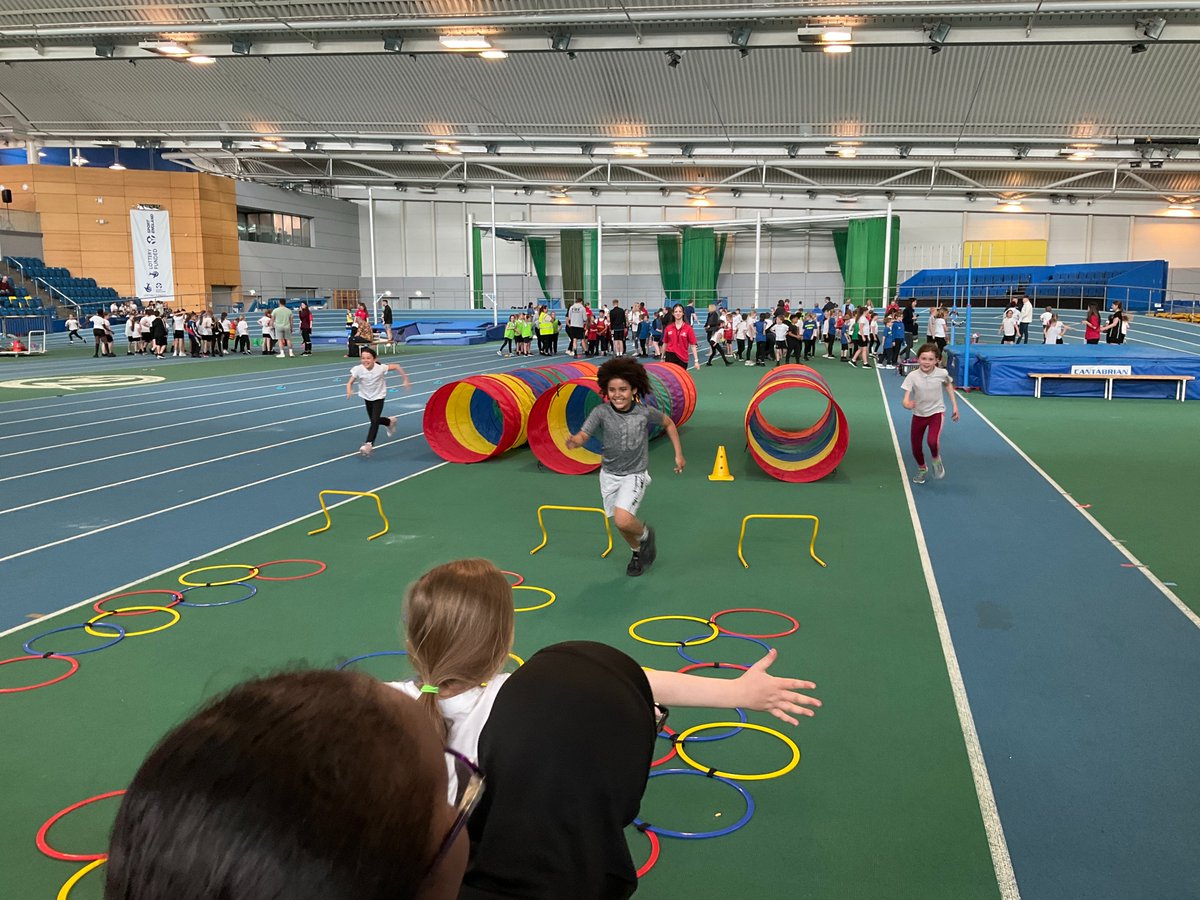 Hunter's Bar Junior tweet media