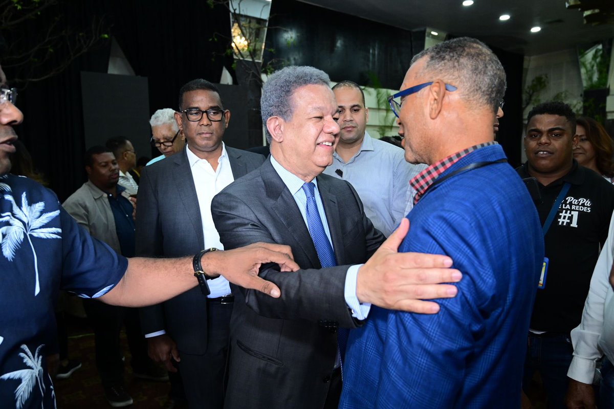 Leonel Fernández tweet media