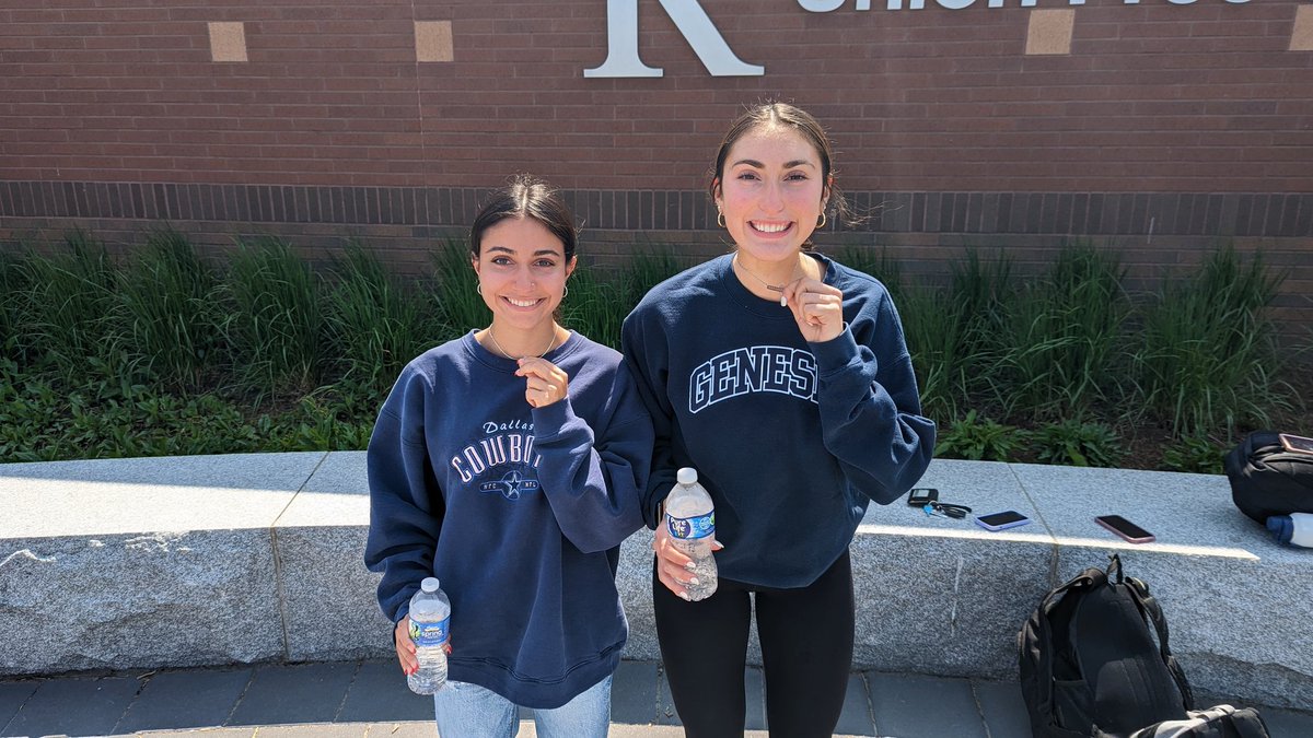 AMAZING! So great seeing <a href="/ERUFSD/">East Rochester UFSD</a> elementary girls practice for a 5k today!  <a href="/leahgriffith161/">Leah Griffith</a> and <a href="/samrose53/">samara</a> helped with cheering, as they were on Girls on the Run 9 years ago! Tried recreating a photo as well!  <a href="/ERBombers/">ER Bombers Athletics</a> <a href="/FlowerCityTrack/">CoachJohnson</a> <a href="/PrimetimeBall_/">Primetime585⭕️</a> @ERGC_fhockey