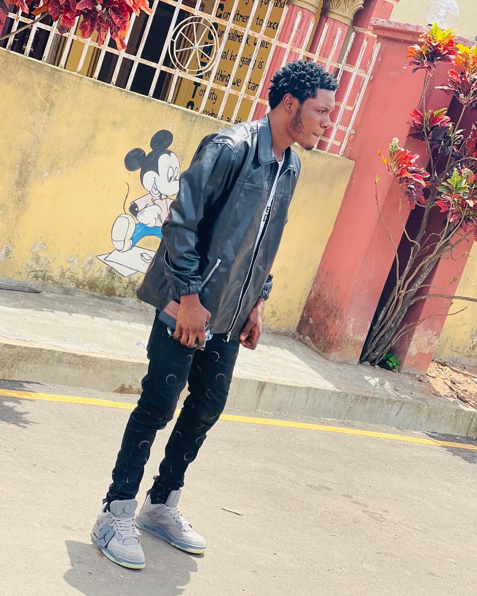 JosedoDC's tweet photo. STRAIGHT OUTTA LAUTECH ✅
https://t.co/YDjF0hmuAq BAGGED 💯
GOD DID🙏
#lautech #signout https://t.co/1Ve6BllIGo